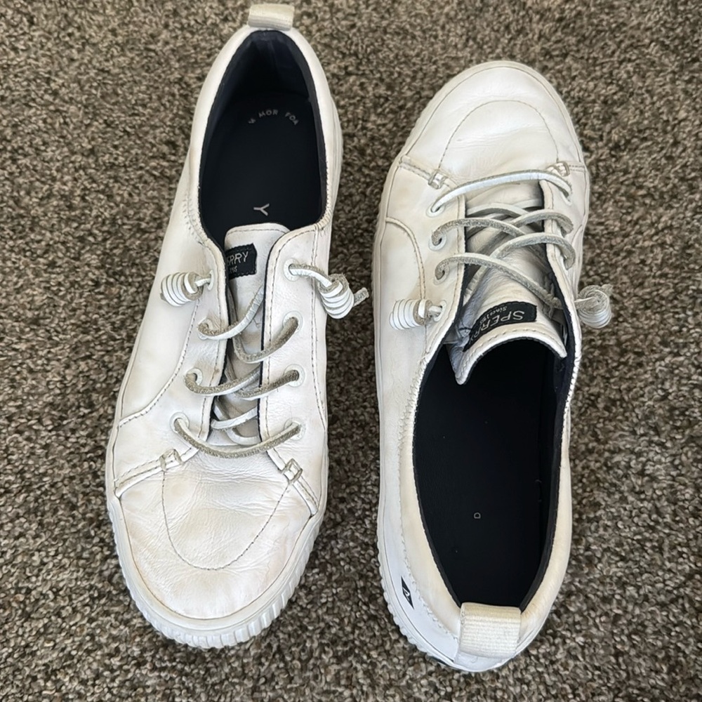Sperry women’s white crest vibe leather sneakers